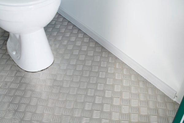 005-Double-Toilet-ral6005-detail4-960x640-1 1+1 Double Mains Toilet 8Ft x 5Ft (Green)