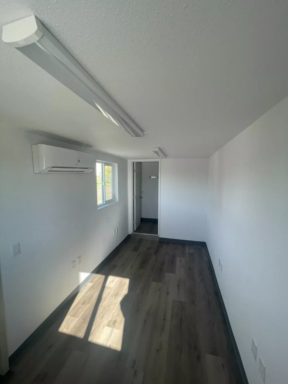 20 foot office refurbished shipping container
