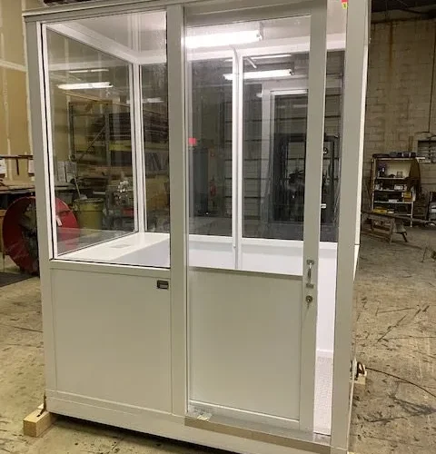 Guard Shack 4 x 6 ECONO White