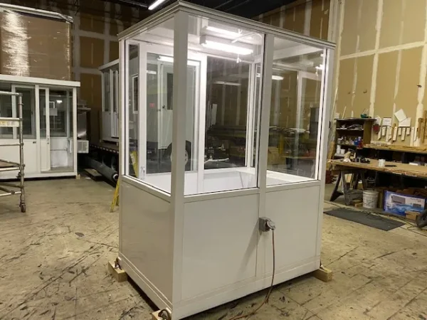 46ECONOW-ext4-1.webp Guard Shack 4 x 6 ECONO Bronze