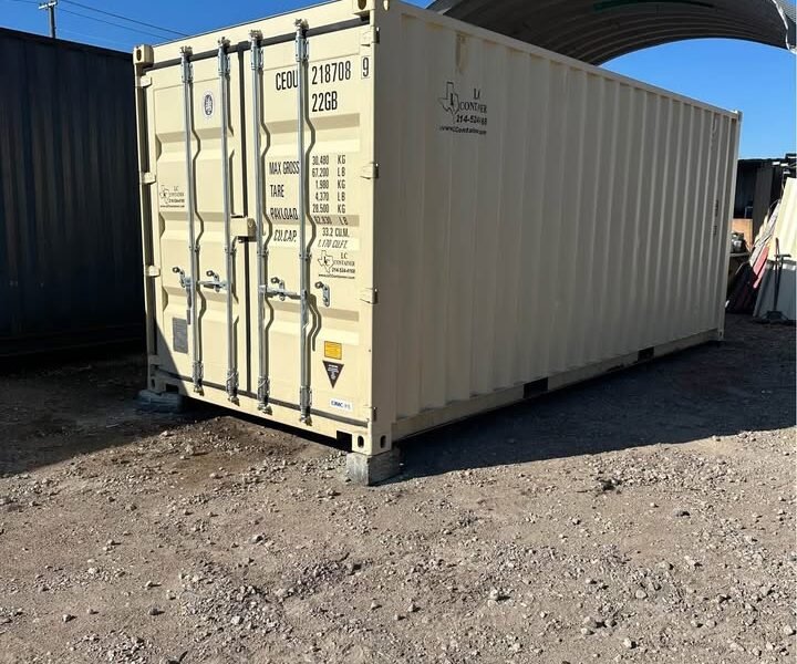 Custom 20ft/40ft Shipping Container – Insulated w/ Electric & Door – Ready to Go!