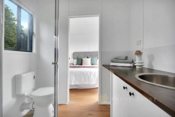 Brooklyn-Styling-6_Watermark-800x534-1.jpg 2 Bedroom Refurbished Shipping Container Home