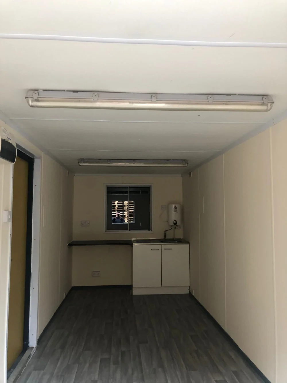20FT X 8FT ANTI VANDAL OFFICE CANTEEN