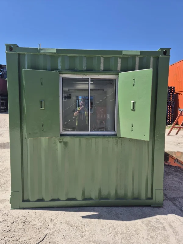 s-l1600-2-74 20 x 8 AV Open plan office green