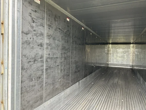 s-l1600-20-1 2009 40Ft High Cube Refrigerated Storage Container – CCR18757