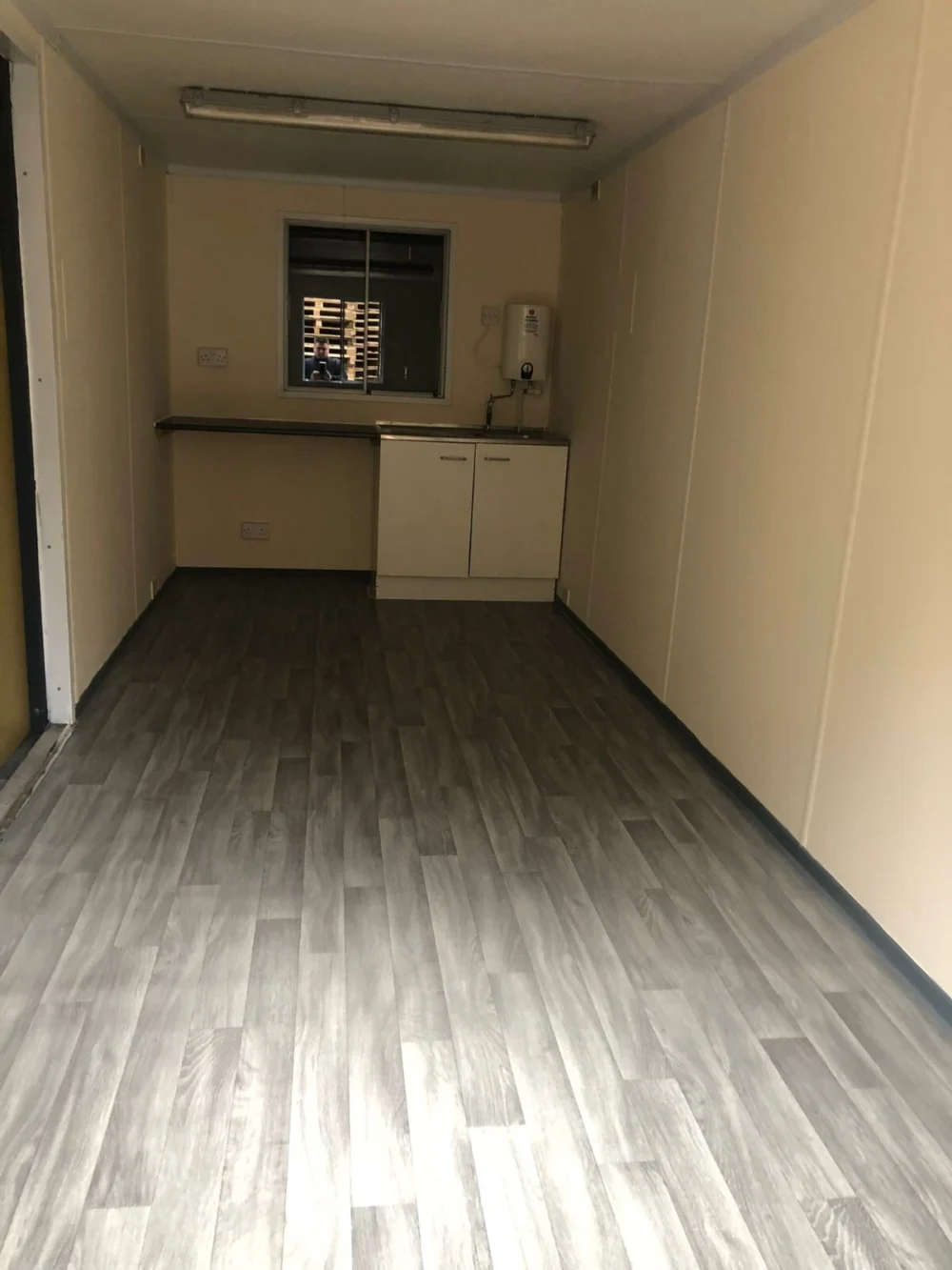 20FT X 8FT ANTI VANDAL OFFICE CANTEEN