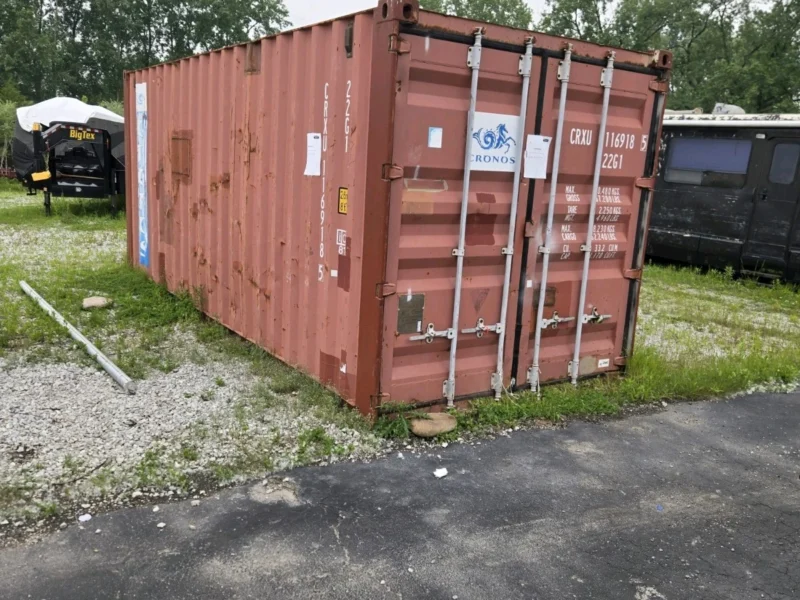 Durable & Affordable Used 20′ Storage Containers / Storage Pods