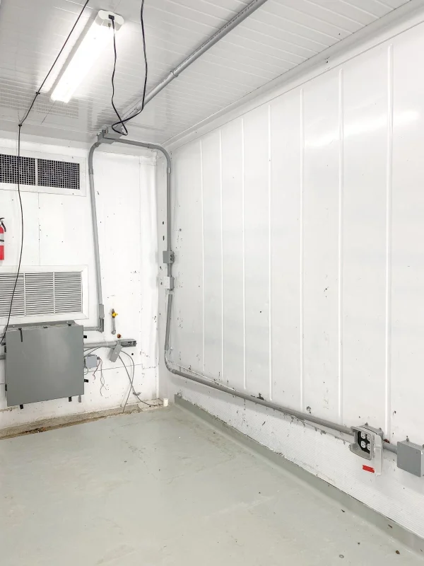 s-l1600-4-16 40 Foot High Cube Insulated Shipping Container with 5 Ton Bard HVAC